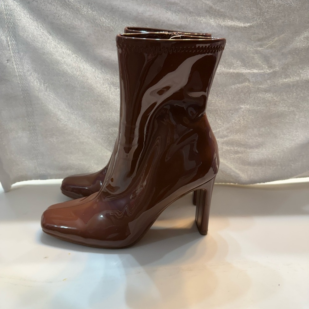 Steve Madden Glossy Brown Heeled Boots